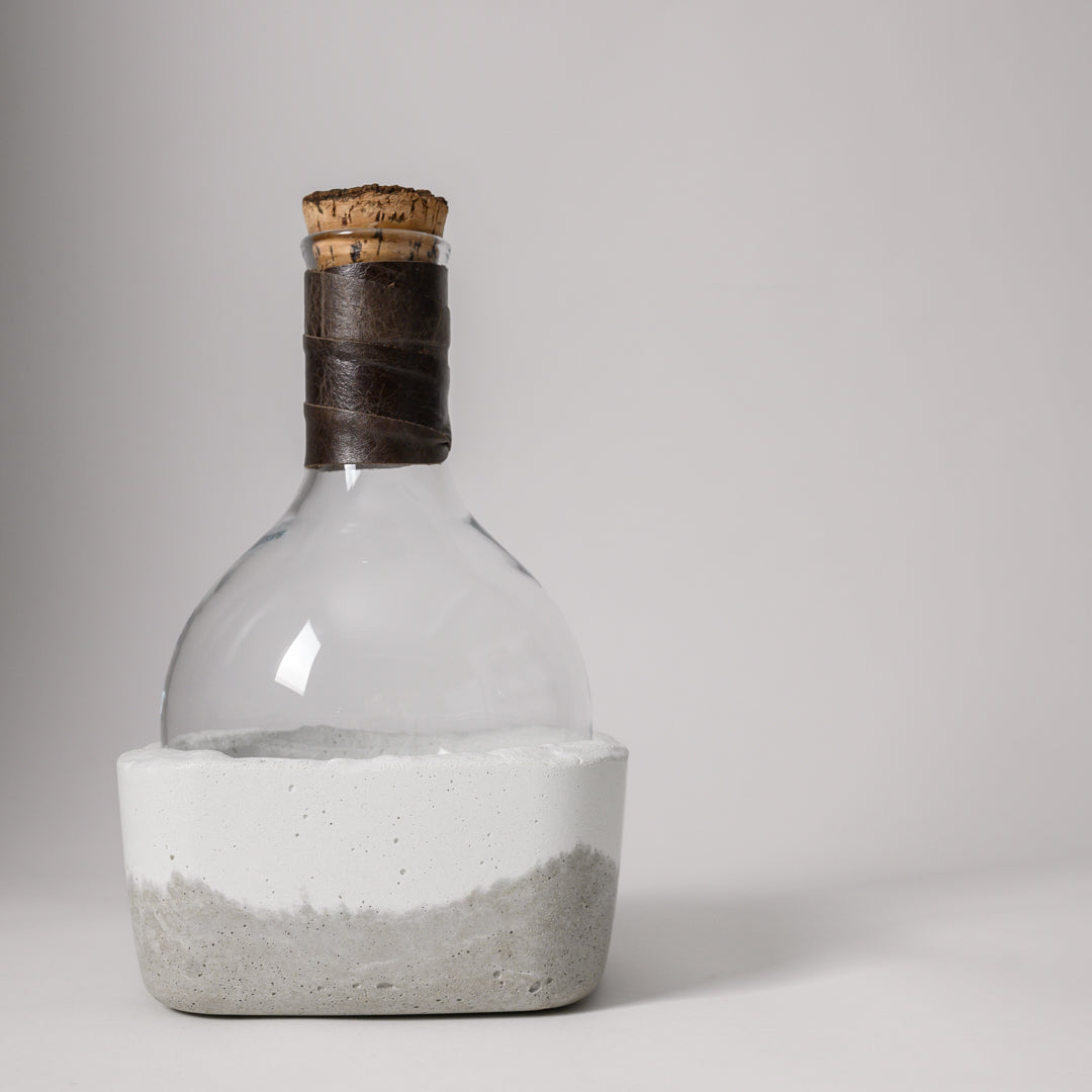 Rock Bottom Decanter - Stratus 1.0