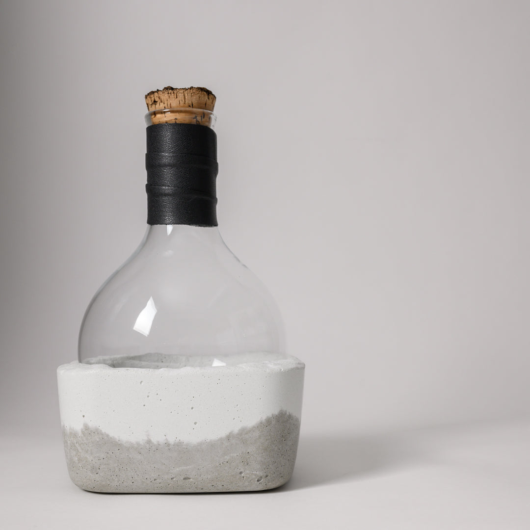 Rock Bottom Decanter - Stratus 1.0