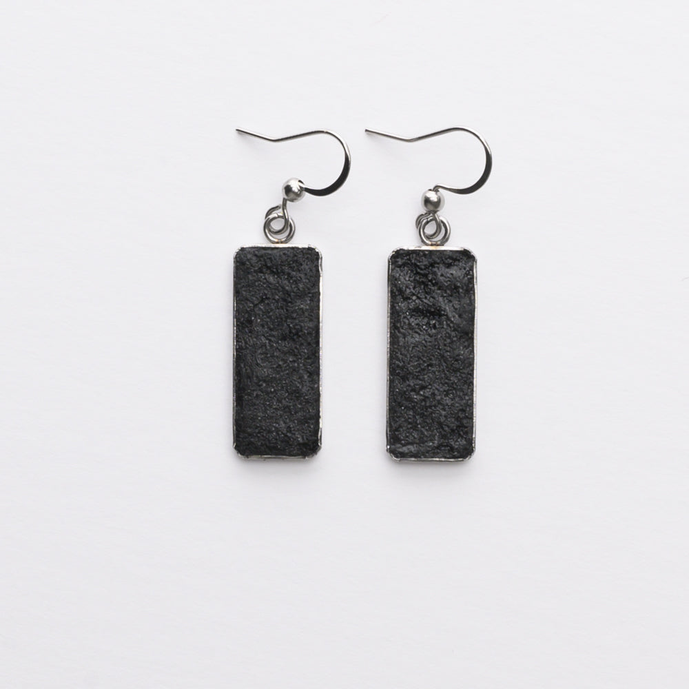 Diffusion Drop Earrings